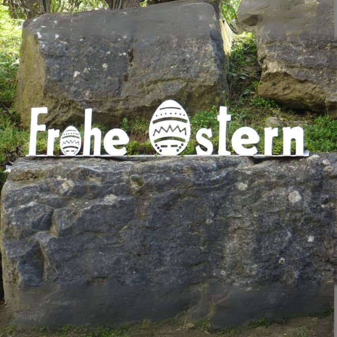 Schriftzug Frohe Ostern